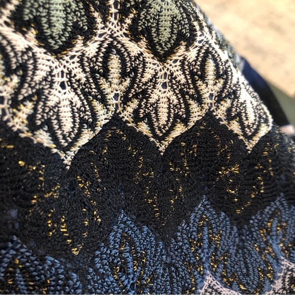 Calessa mixed media cowl neck tunic top asymmetrical hem metallic thread Size M - Picture 7 of 9